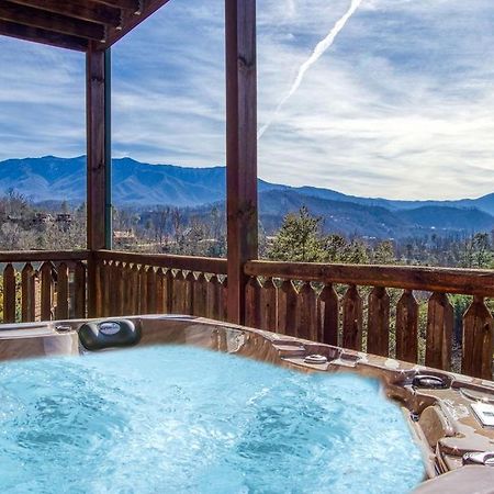 Lazy Bear Lodge, Hot Tub, Resort Pool, Wifi, 1089 Free Tickets Each Paid Day, Dollywood And More Gatlinburg Εξωτερικό φωτογραφία
