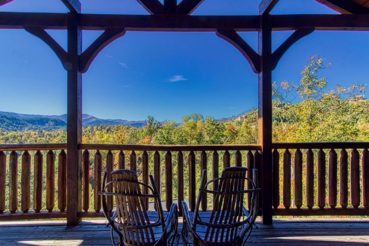 Lazy Bear Lodge, Hot Tub, Resort Pool, Wifi, 1089 Free Tickets Each Paid Day, Dollywood And More Gatlinburg Εξωτερικό φωτογραφία