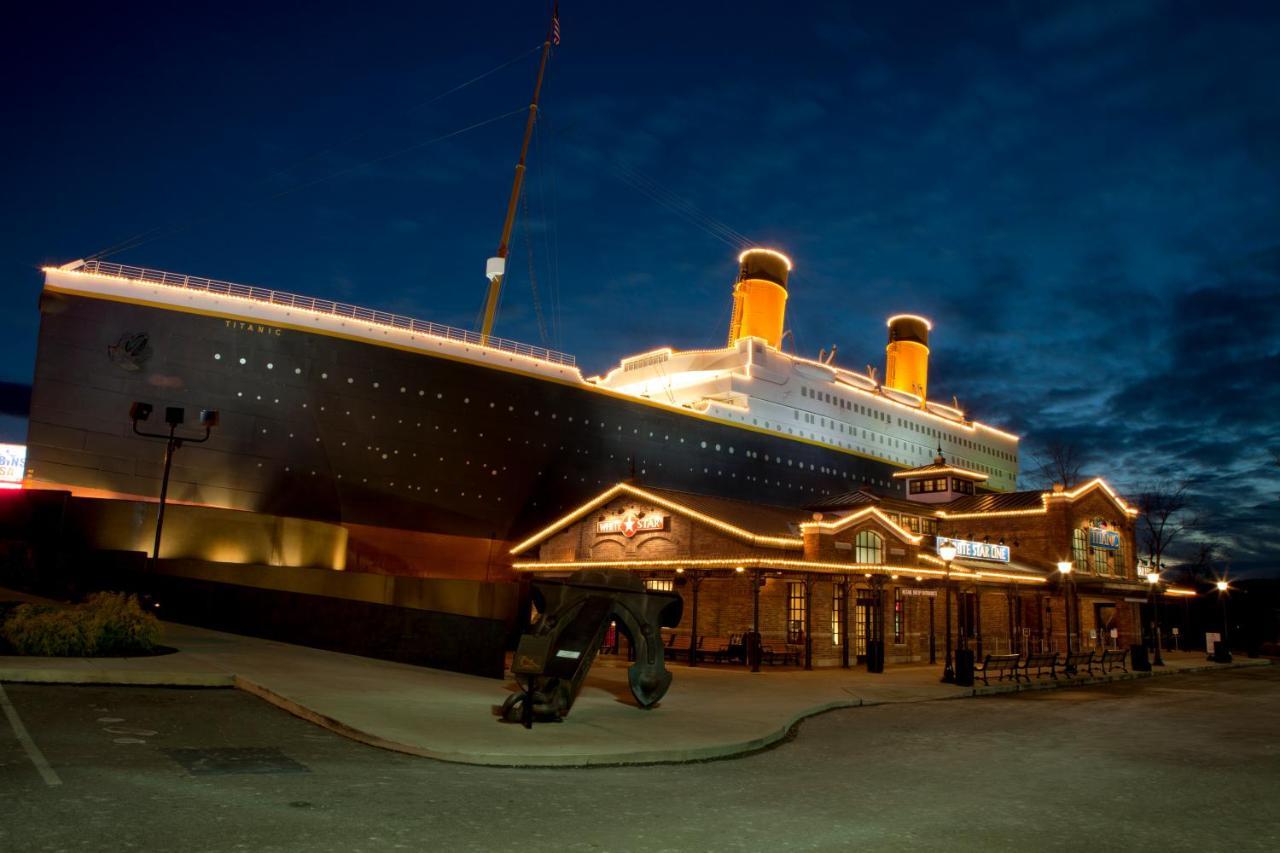 Lazy Bear Lodge, Hot Tub, Resort Pool, Wifi, 1089 Free Tickets Each Paid Day, Dollywood And More Gatlinburg Εξωτερικό φωτογραφία