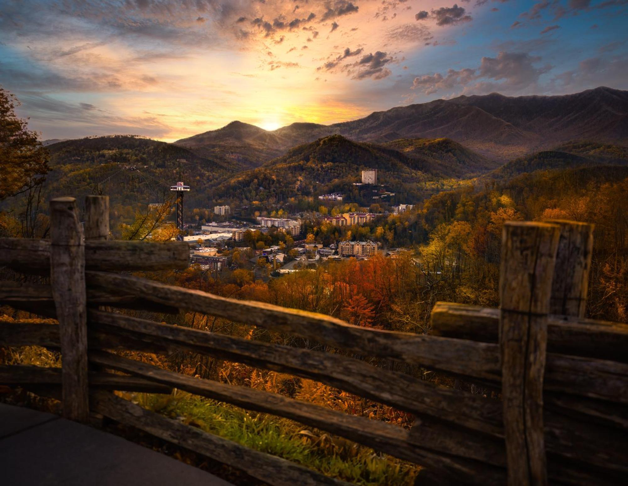 Lazy Bear Lodge, Hot Tub, Resort Pool, Wifi, 1089 Free Tickets Each Paid Day, Dollywood And More Gatlinburg Εξωτερικό φωτογραφία